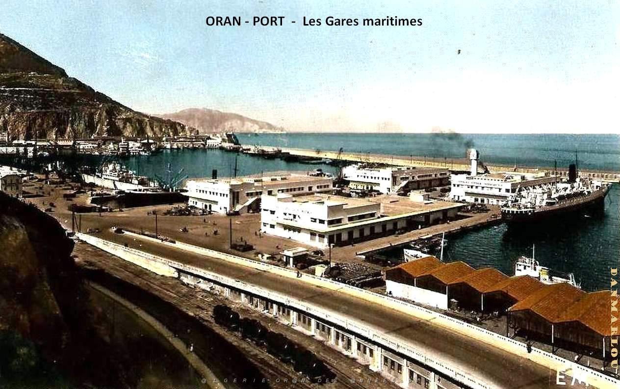 Oran - Gares Maritimes depuis la rampe Valles.jpg